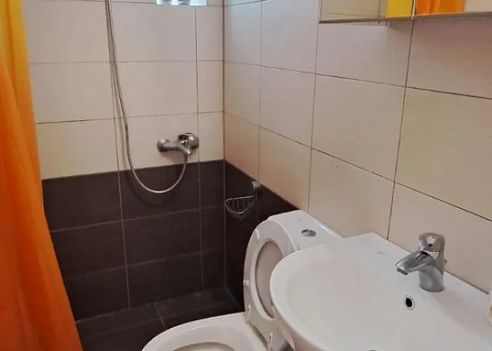 Tranquil New In Inland Lefkada Spanokhórion