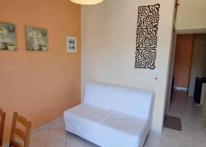 Tranquil New In Inland Lefkada *