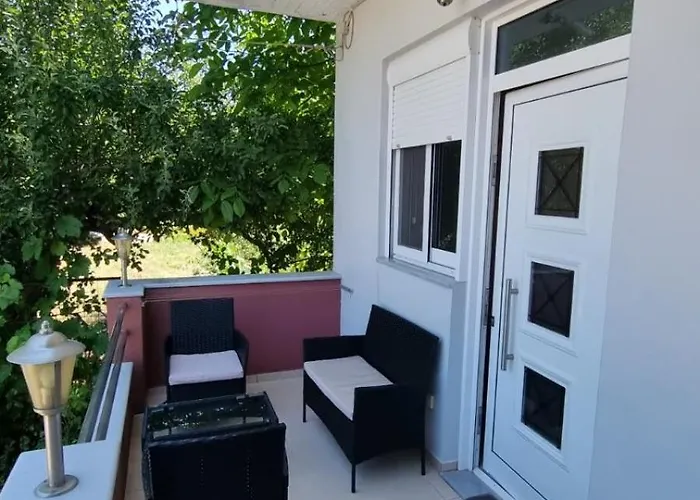 Tranquil New In Inland Lefkada * Spanokhórion