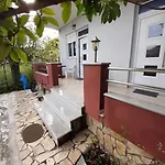 Tranquil New In Inland Lefkada Apartman