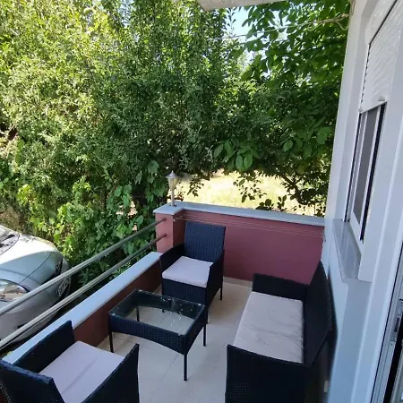 Tranquil New In Inland Lefkada 아파트 *